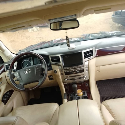 2015 upgraded to 2020 Lexus LX 570 for Sale In Lagos