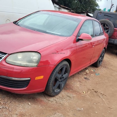 Volkswagen 2007 for Sale In Mafoluku Lagos