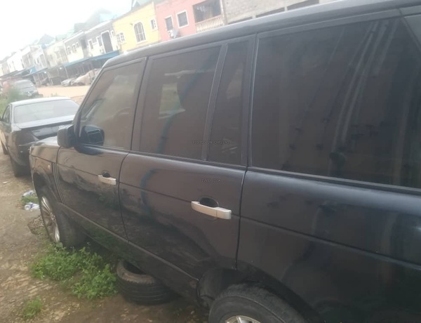 Range Rover  2008 updated to 2012 for Sale In Abuja