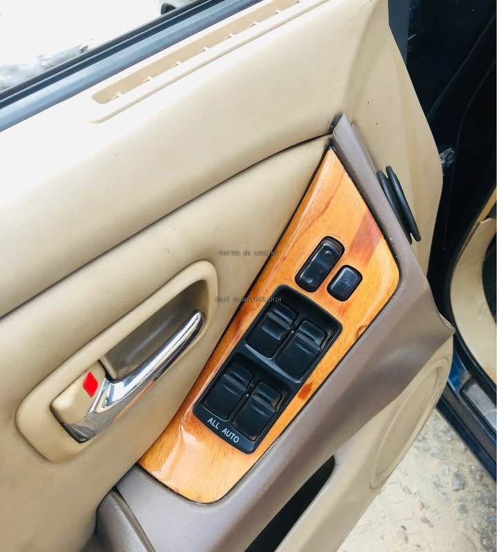 2002 Lexus RX 300 for Sale in Lagos image