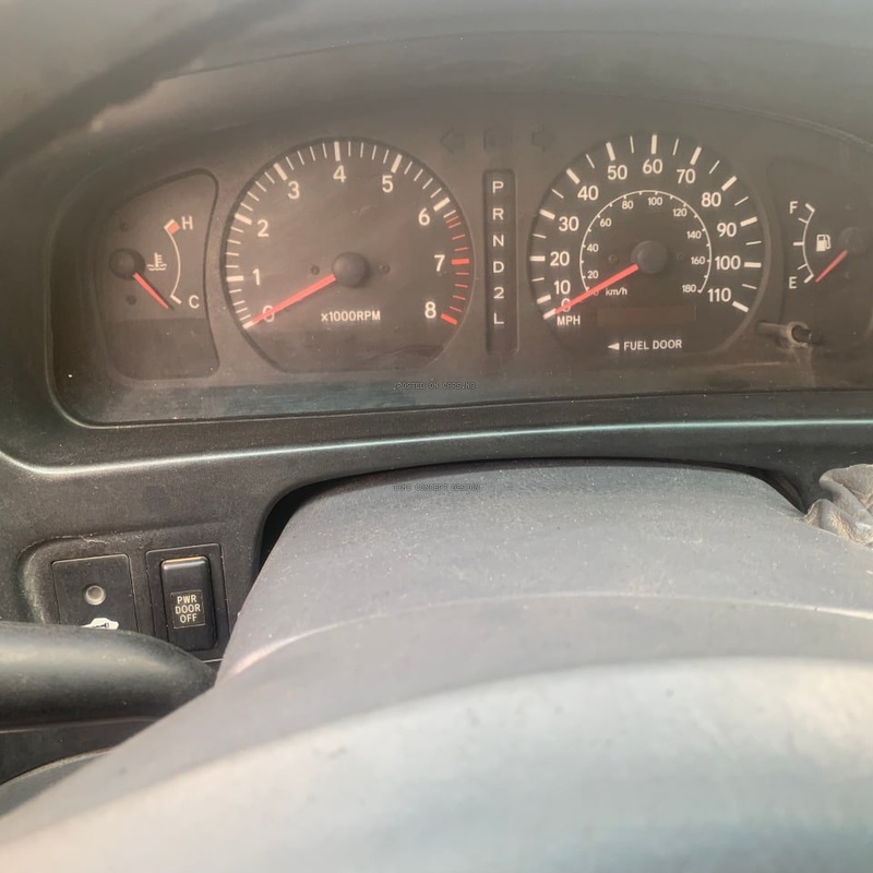 2002 Toyota Sienna For Sale In Lagos image