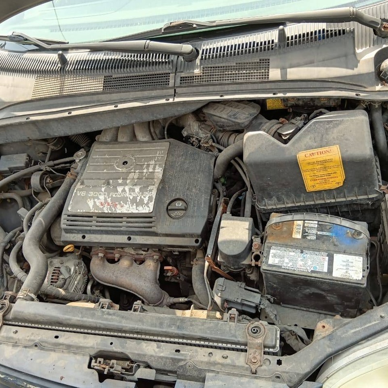 Foreign Used 2002 Toyota Sienna for Sale In Lagos image