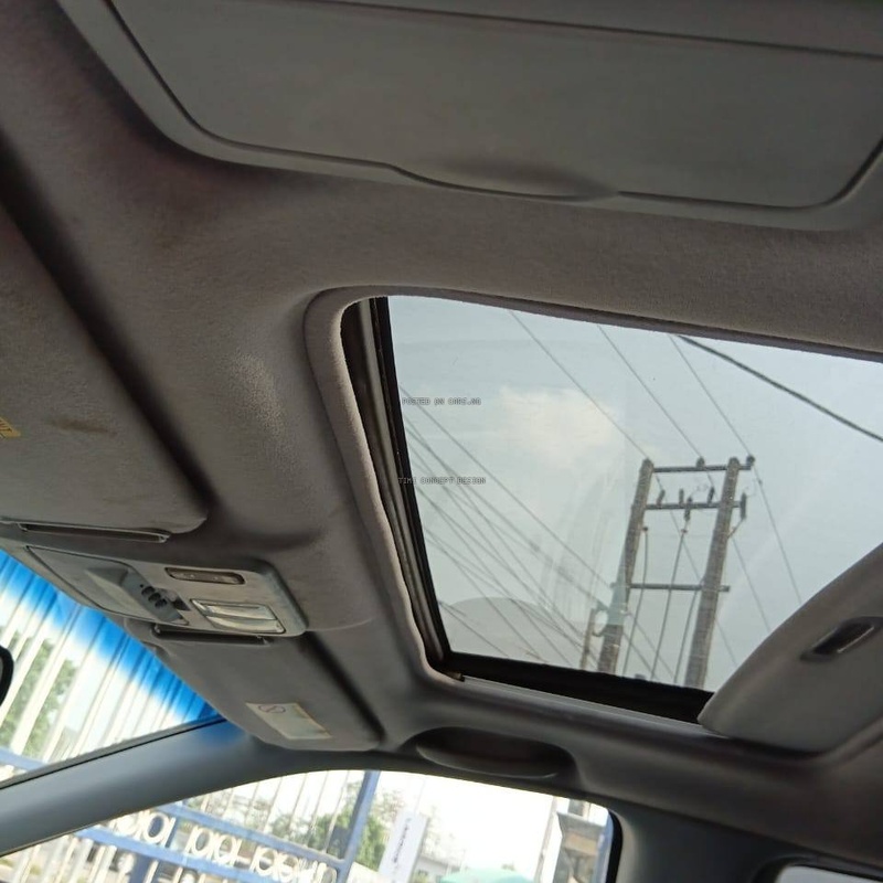 Foreign Used 2002 Toyota Sienna for Sale In Lagos image