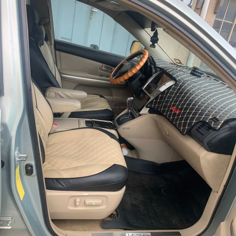 Nigeria Used  Lexus RX400h 2006 for Sale In Lagos image
