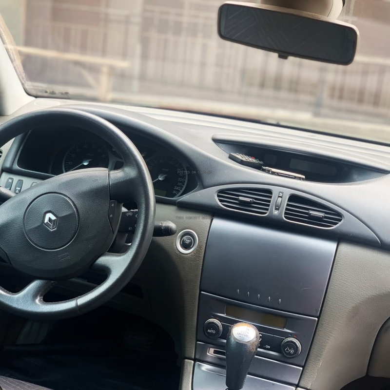 Nigerian Used 2006 Renault Laguna  Registered buy & drive image