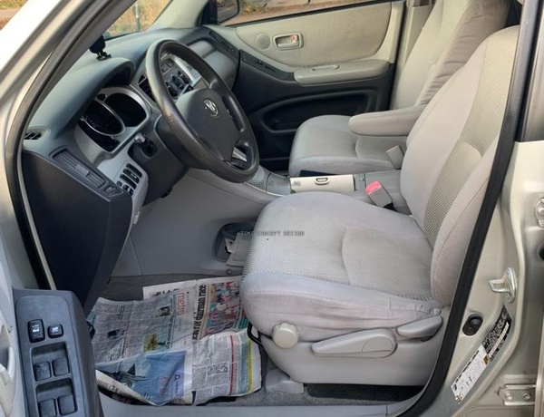 2006 Toyota Highlander For Sale in Lagos