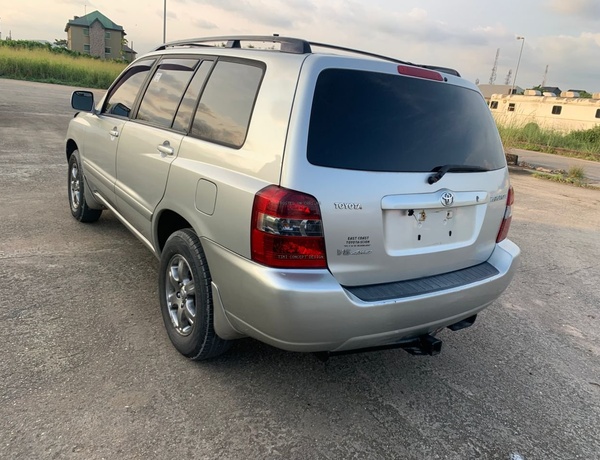 2006 Toyota Highlander For Sale in Lagos