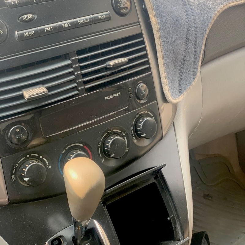 2006 Toyota Sienna for Sale In Lagos image