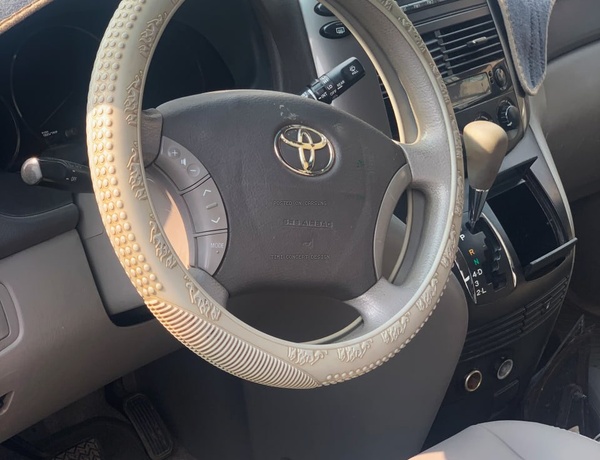 2006 Toyota Sienna for Sale In Lagos