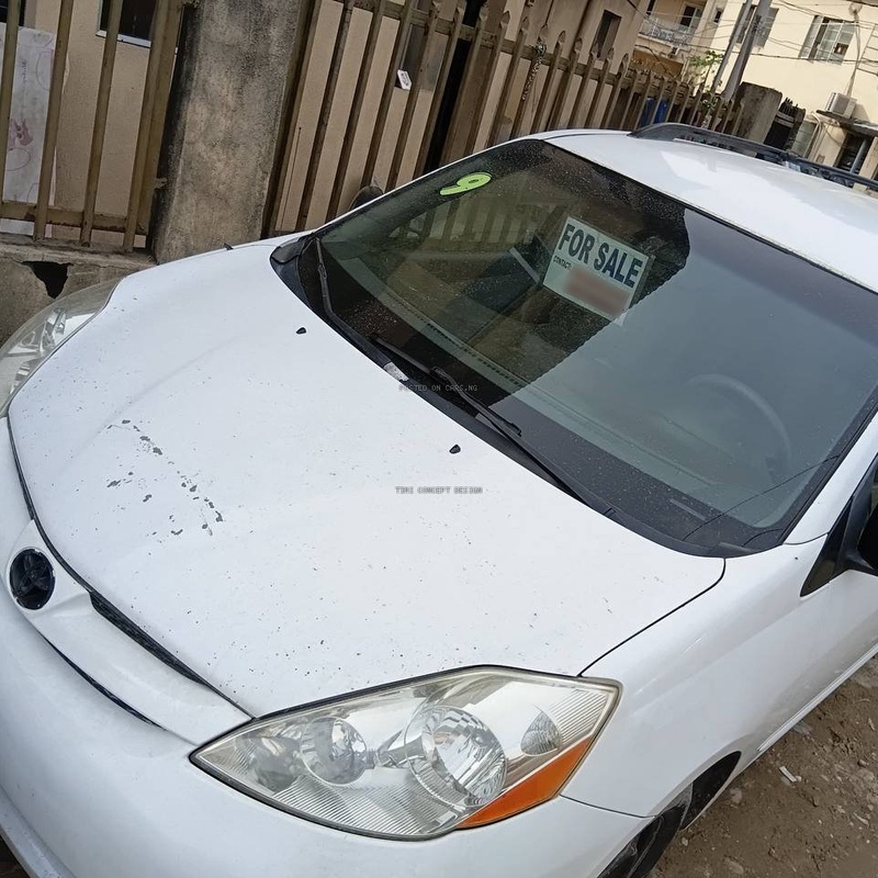 2009 Toyota Sienna LE for Sale In Lagos image