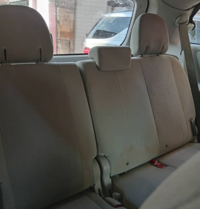 2012 Toyota Sienna for Sale In Yaba Lagos image