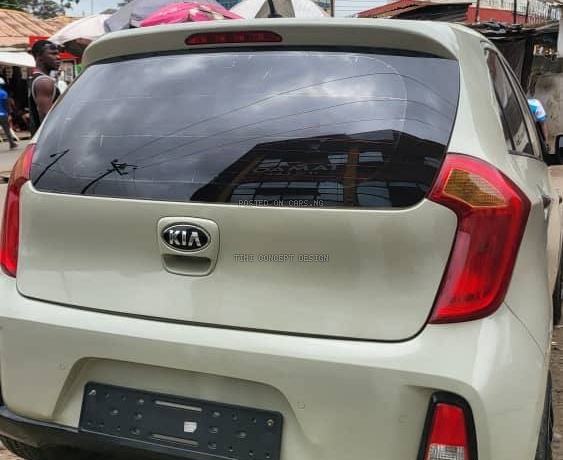 FOREIGN USED 2013 SUPER CLEAN KIA PICANTO FOR SALE IN LAGOS