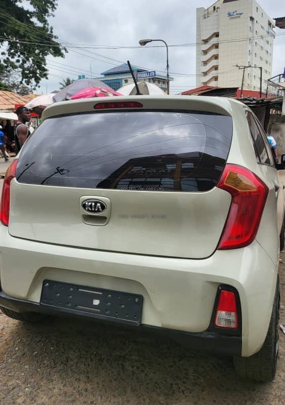 FOREIGN USED 2013 SUPER CLEAN KIA PICANTO FOR SALE IN LAGOS image