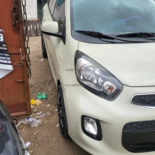 FOREIGN USED 2013 SUPER CLEAN KIA PICANTO FOR SALE IN LAGOS