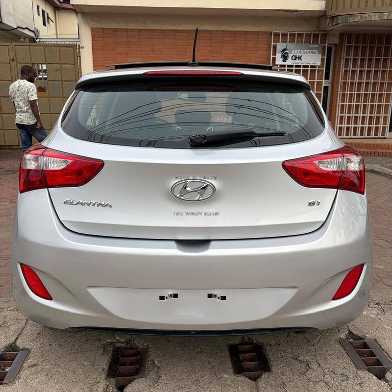 2014 Hyundai Elantra GT Foreign used image