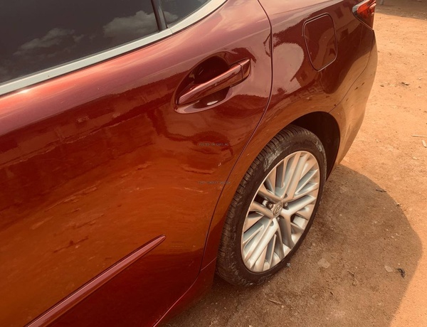 Foreign Used 2014 Lexus ES350 for Sale in Lagos