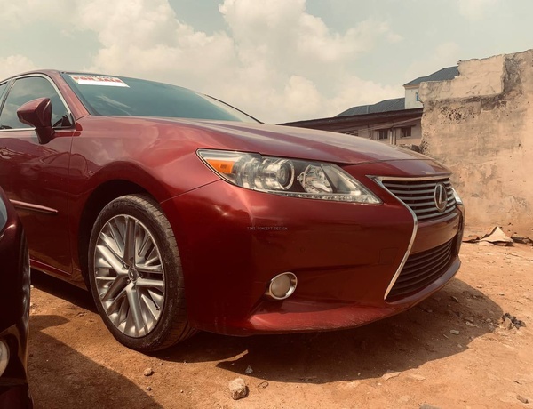 Foreign Used 2014 Lexus ES350 for Sale in Lagos