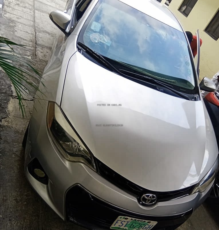 2014 Toyota Corolla Sport Registered image
