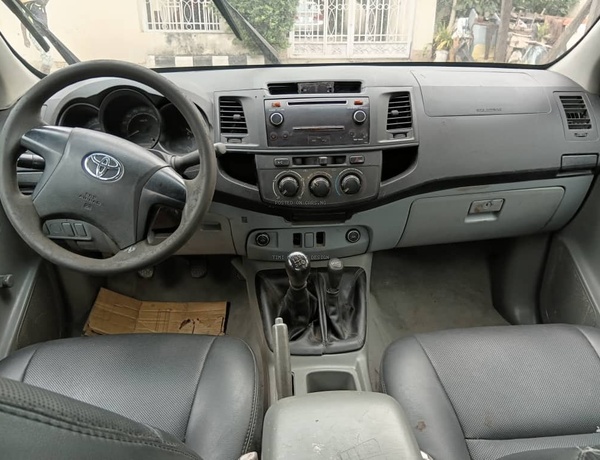 2014 Toyota Hilux Double Cab Manual Transmission