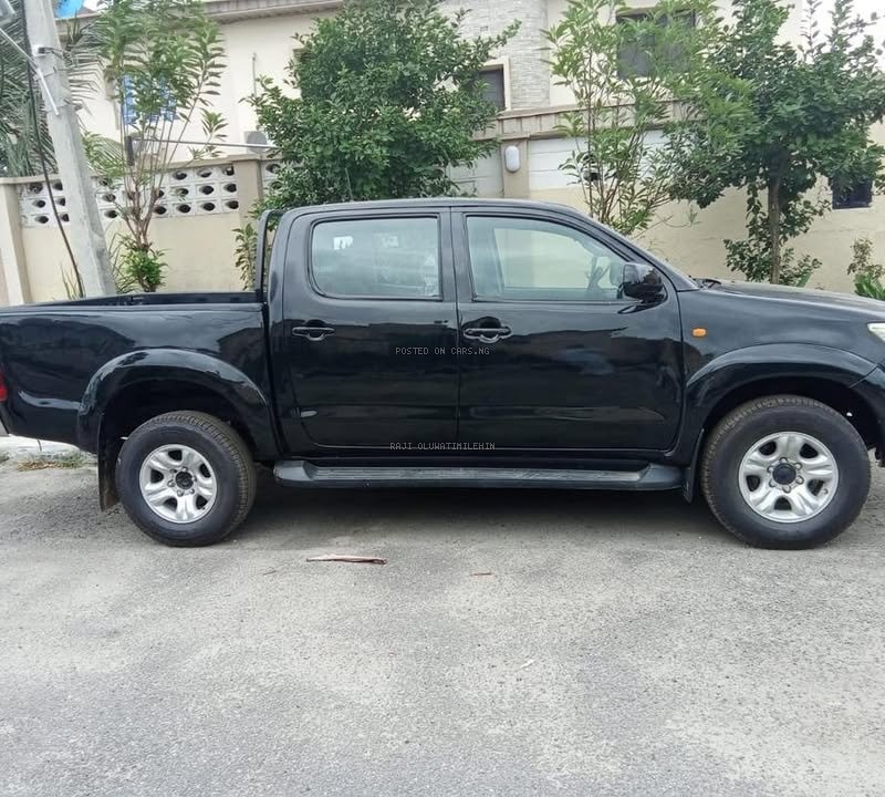 2014 TOYOTA HILUX FOR SALE NIGERIA USED image
