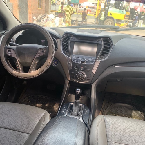 Hyundai Santa Fe Sport 2015 for Sale In Lagos