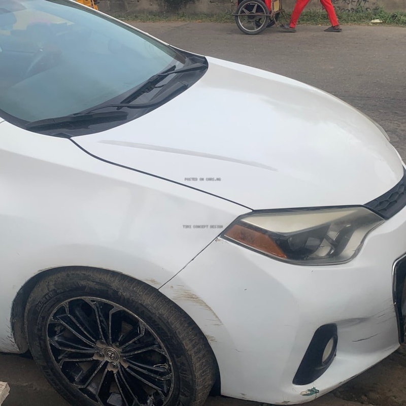 2017 Toyota Corolla S white  for Sale In Lagos image