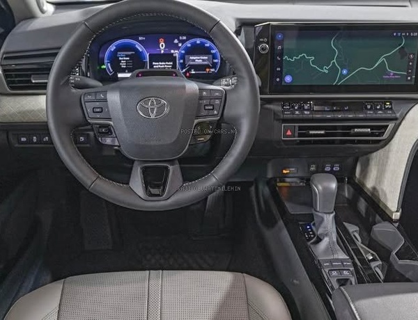 2025 Toyota Camry XLE Hybrid Electric + Petrol