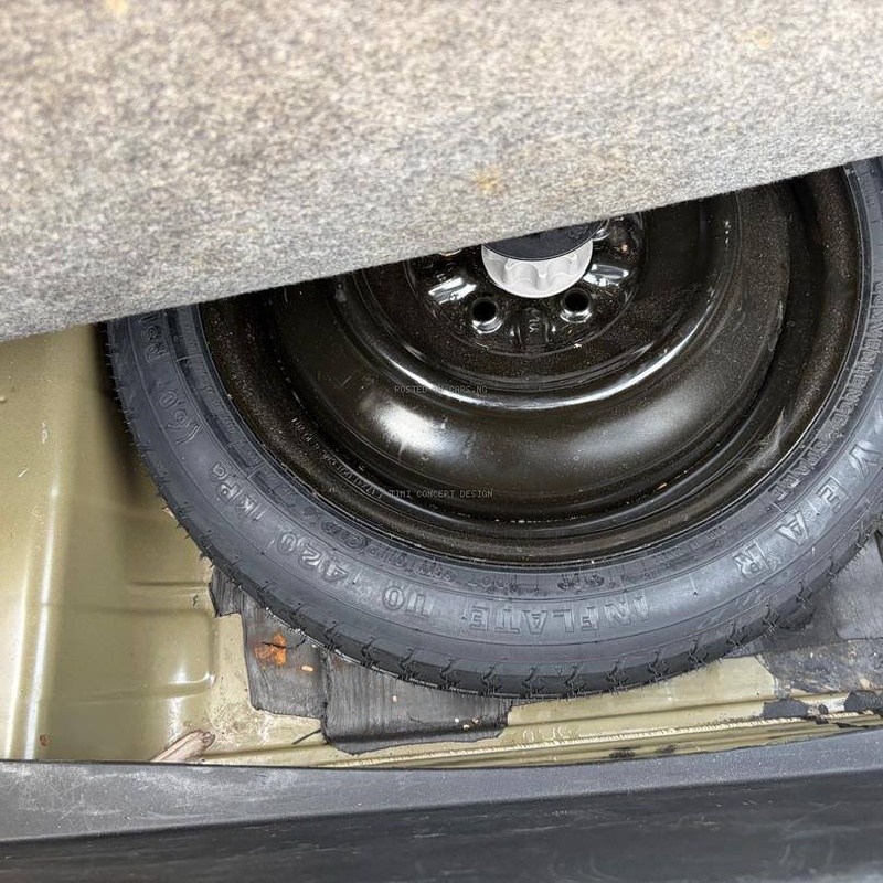 Clean 2011 Toyota Camry LE for Sale In Lagos image