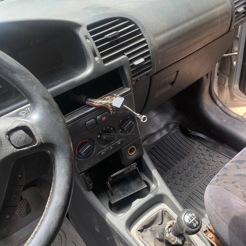 Clean Manual Opel Zafira 2002 for Sale in Lagos   image