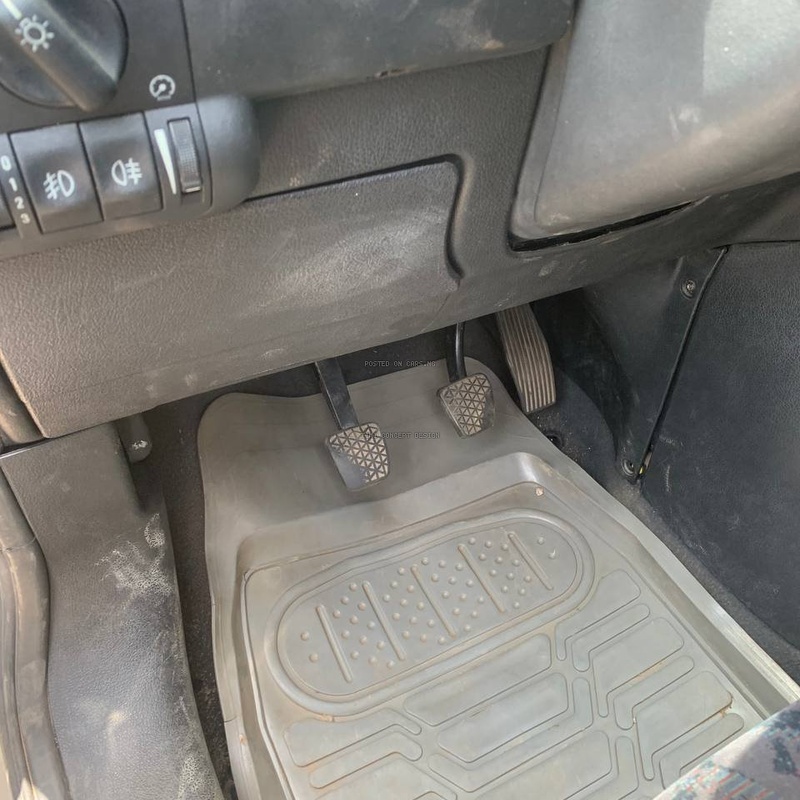 Clean Manual Opel Zafira 2002 for Sale in Lagos   image