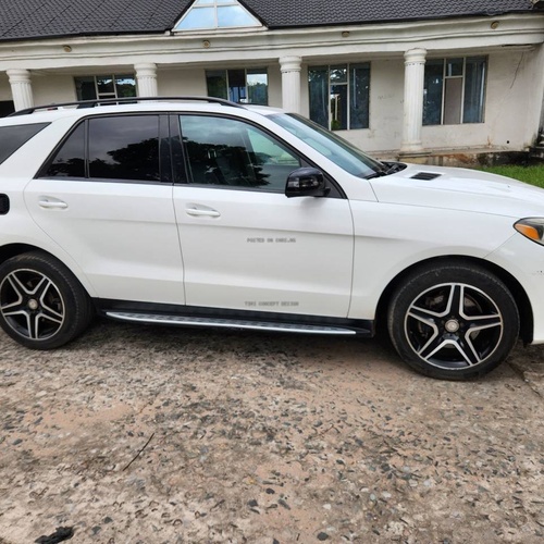 Clean Nigeria used Mercedes-Benz GLE 350 For sale in Lagos