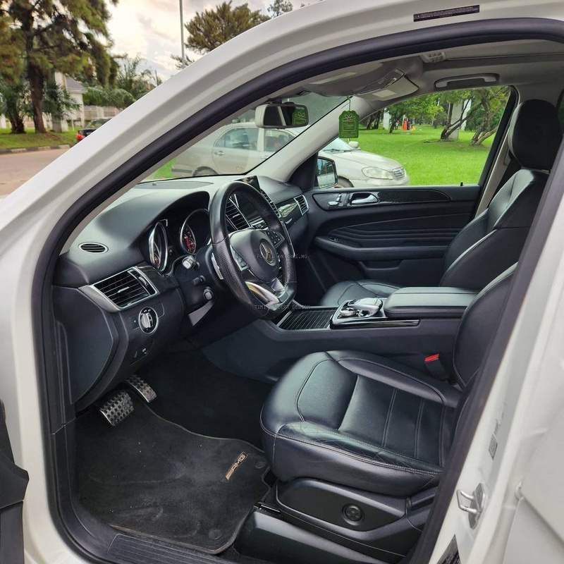 Clean Nigeria used Mercedes-Benz GLE 350 For sale in Lagos image