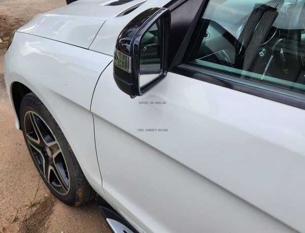 Clean Nigeria used Mercedes-Benz GLE 350 For sale in Lagos