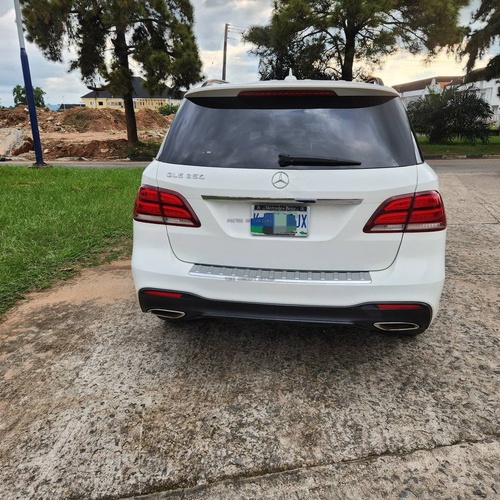 Clean Nigeria used Mercedes-Benz GLE 350 For sale in Lagos