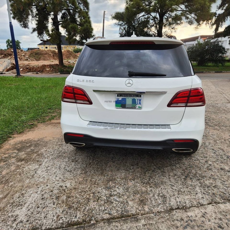 Clean Nigeria used Mercedes-Benz GLE 350 For sale in Lagos image