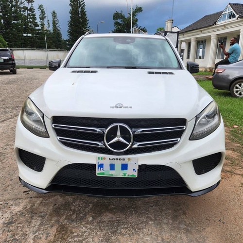 Clean Nigeria used Mercedes-Benz GLE 350 For sale in Lagos
