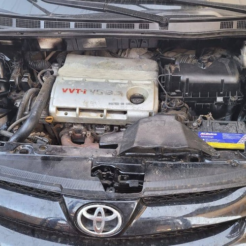 Clean Nigeria Used Toyota Sienna LE 2006 for Sale In Yaba
