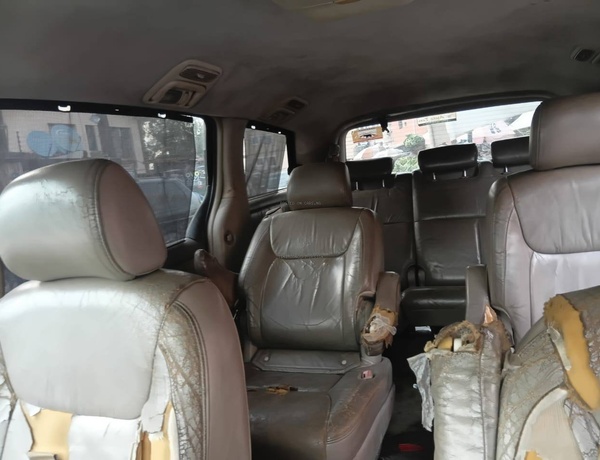 Dealers Deal Nigerian Used Toyota Sienna 2005 LE  for Sale