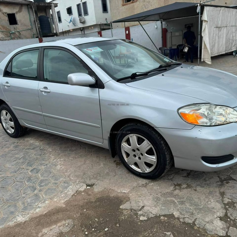 Foreign Used 2007 Toyota Corolla LE image