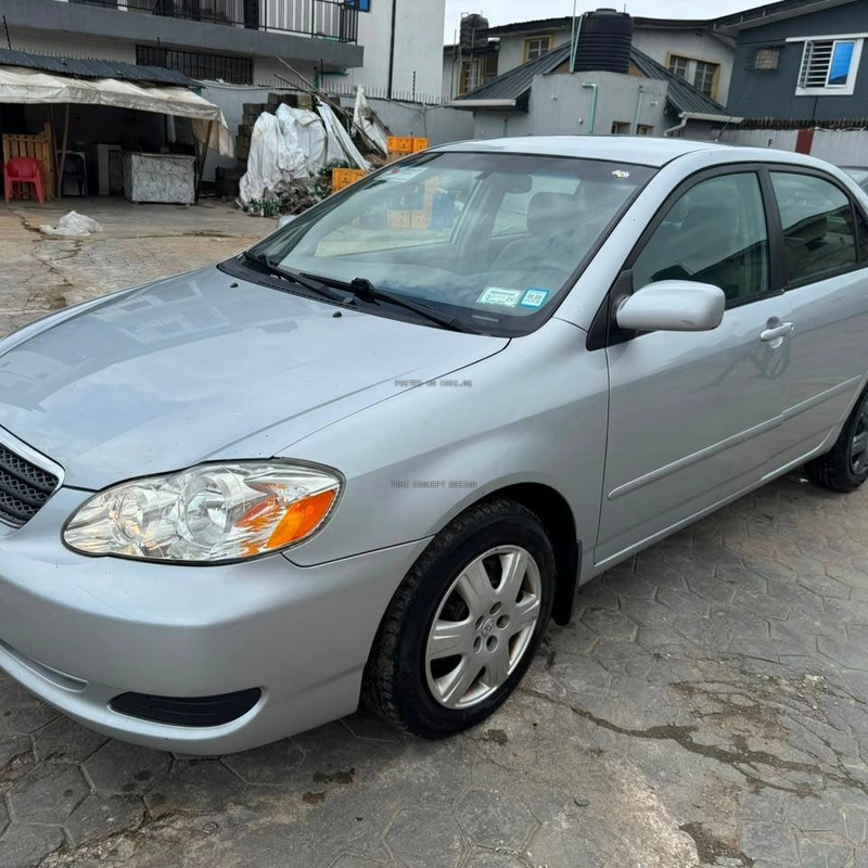 Foreign Used 2007 Toyota Corolla LE image