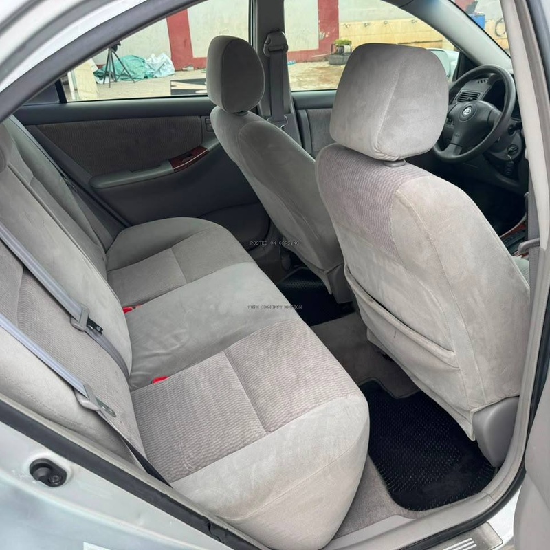 Foreign Used 2007 Toyota Corolla LE image