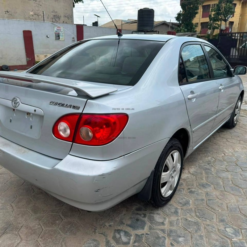 Foreign Used 2007 Toyota Corolla LE image