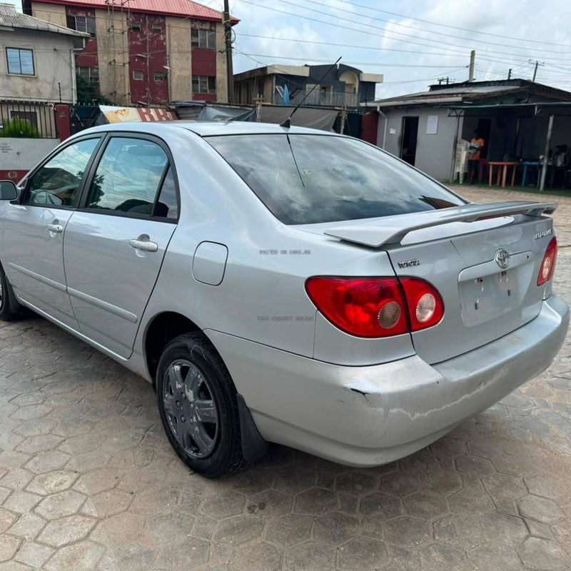 Foreign Used 2007 Toyota Corolla LE image