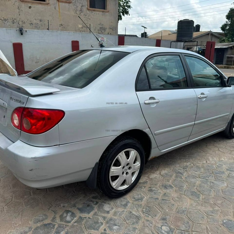 Foreign Used 2007 Toyota Corolla LE image