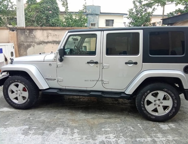 FOREIGN USED  JEEP WRANGLER 2010 FOR SALE IN NIGERIA