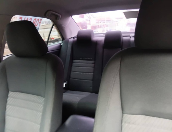 Foreign Used Toyota Camry 2014 for Sale In Yaba 