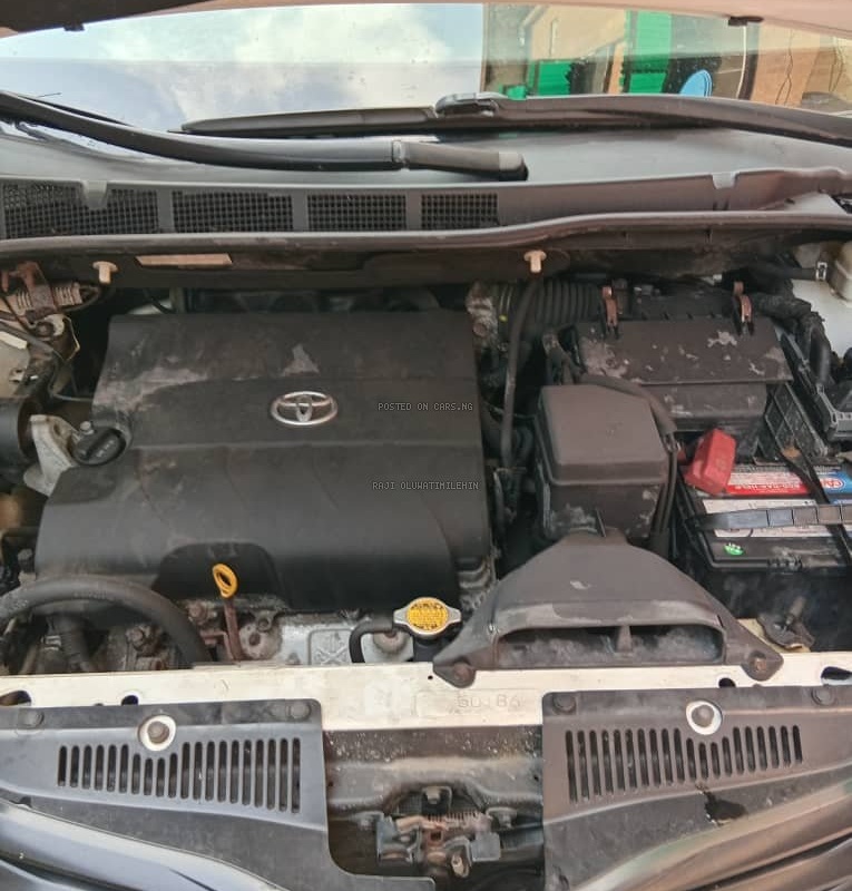 Foreign Used Toyota Sienna 2012  in Lagos for sale image