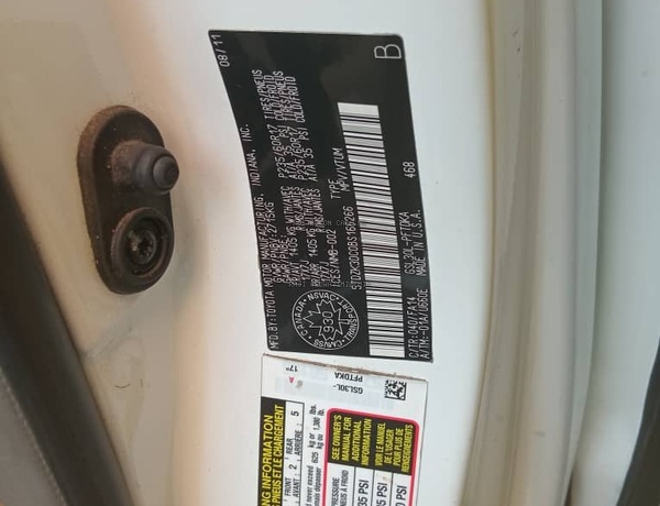 Foreign Used Toyota Sienna 2012  in Lagos for sale