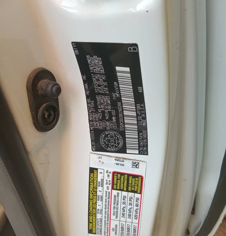 Foreign Used Toyota Sienna 2012  in Lagos for sale image