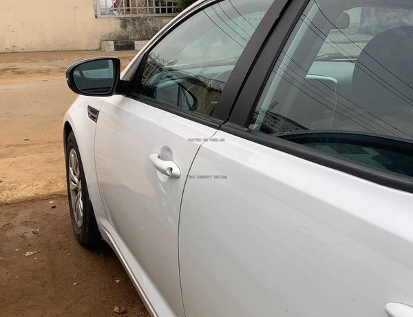 Foreign Used 2013 Kia Optima for Sale In Lagos